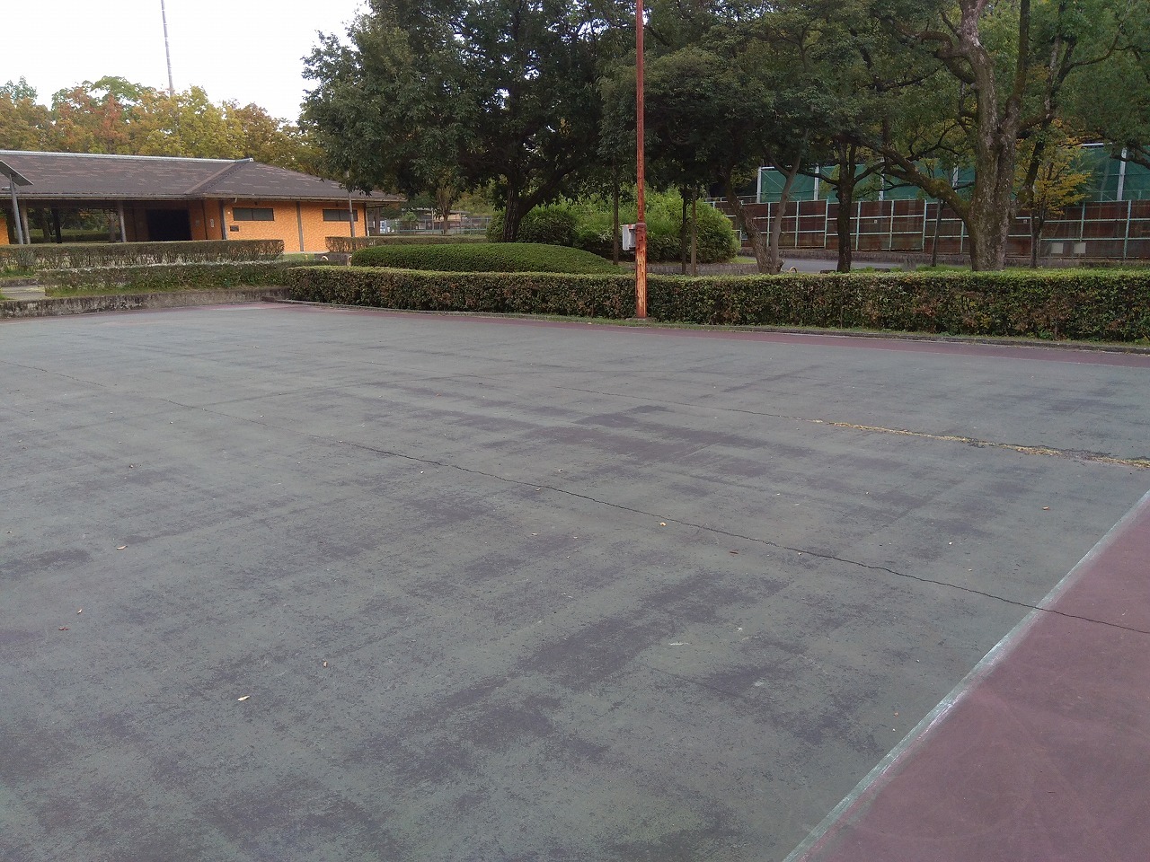 横大路運動公園