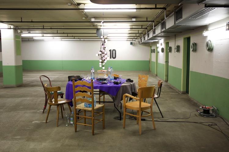 田中功起《Provisional Studies: Workshop #7 How to Live Together and Sharing the Unknown》2017年