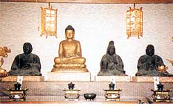 文覚上人、袈裟御前、渡の像の写真