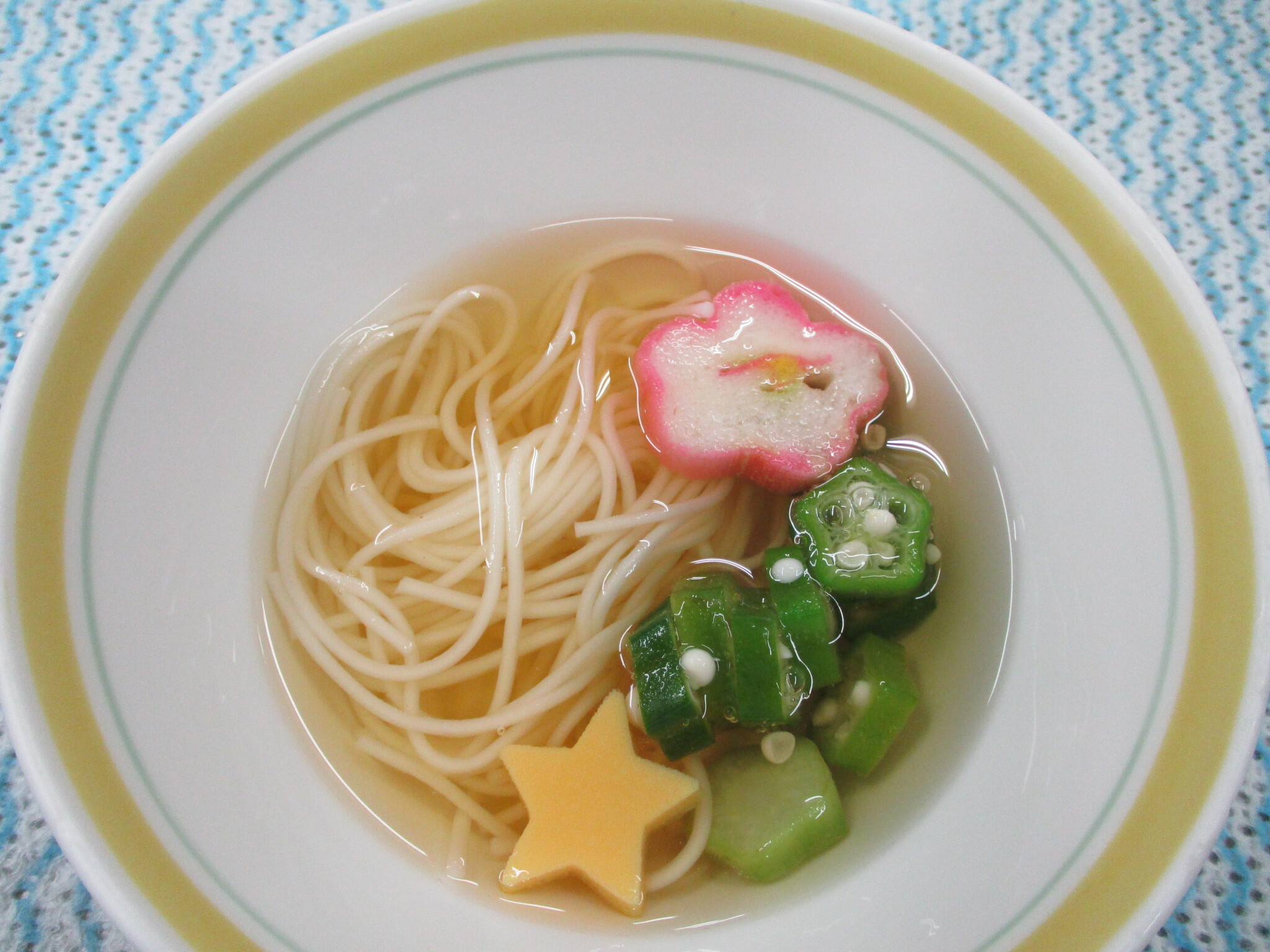 焼いている