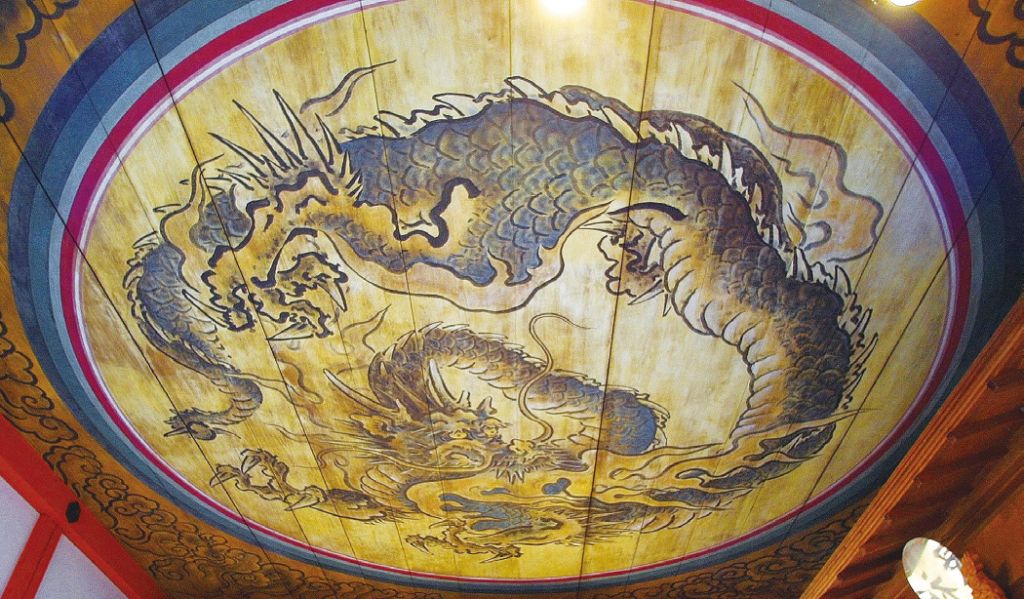 地主神社拝殿「天井龍」