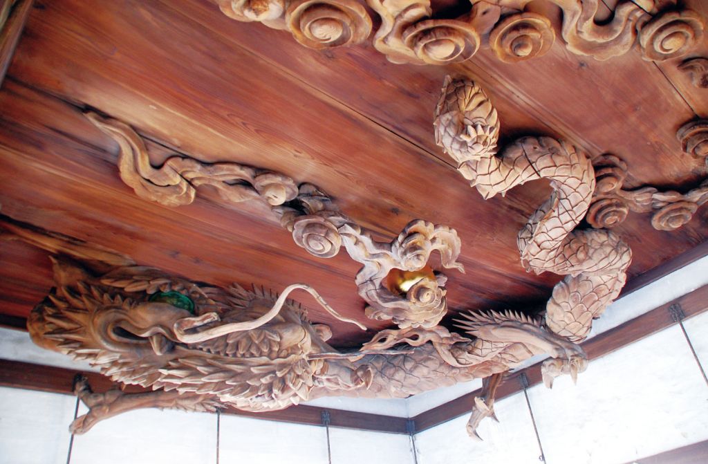 瀧尾神社　拝殿