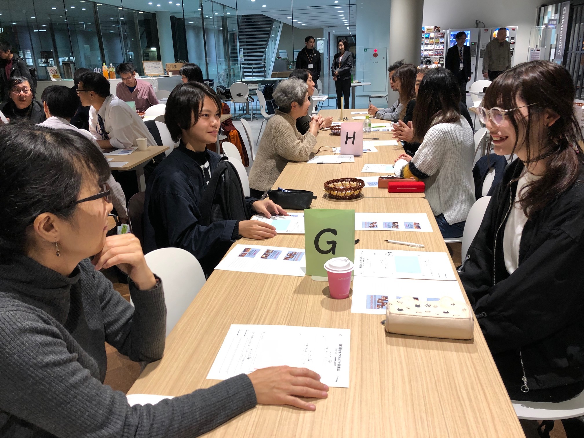 まちづくりカフェの様子（12月6日）