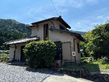 八瀬観光トイレ外観