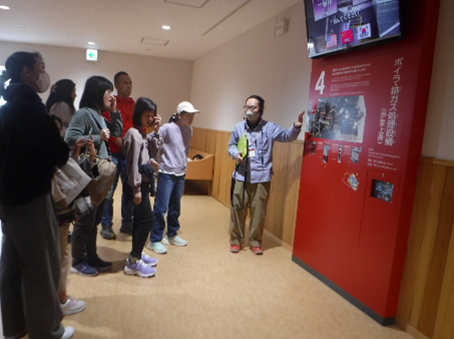 定時ツアーの様子