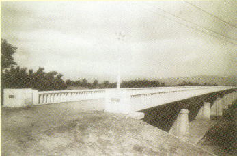 久我橋　旧橋の写真（昭和13年完成）