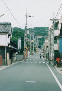 鷹峯街道の写真