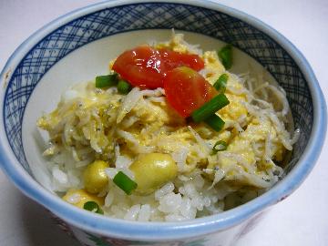 枝豆ご飯のしらす丼の画像