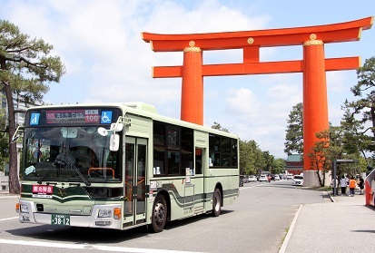 観光特急バス