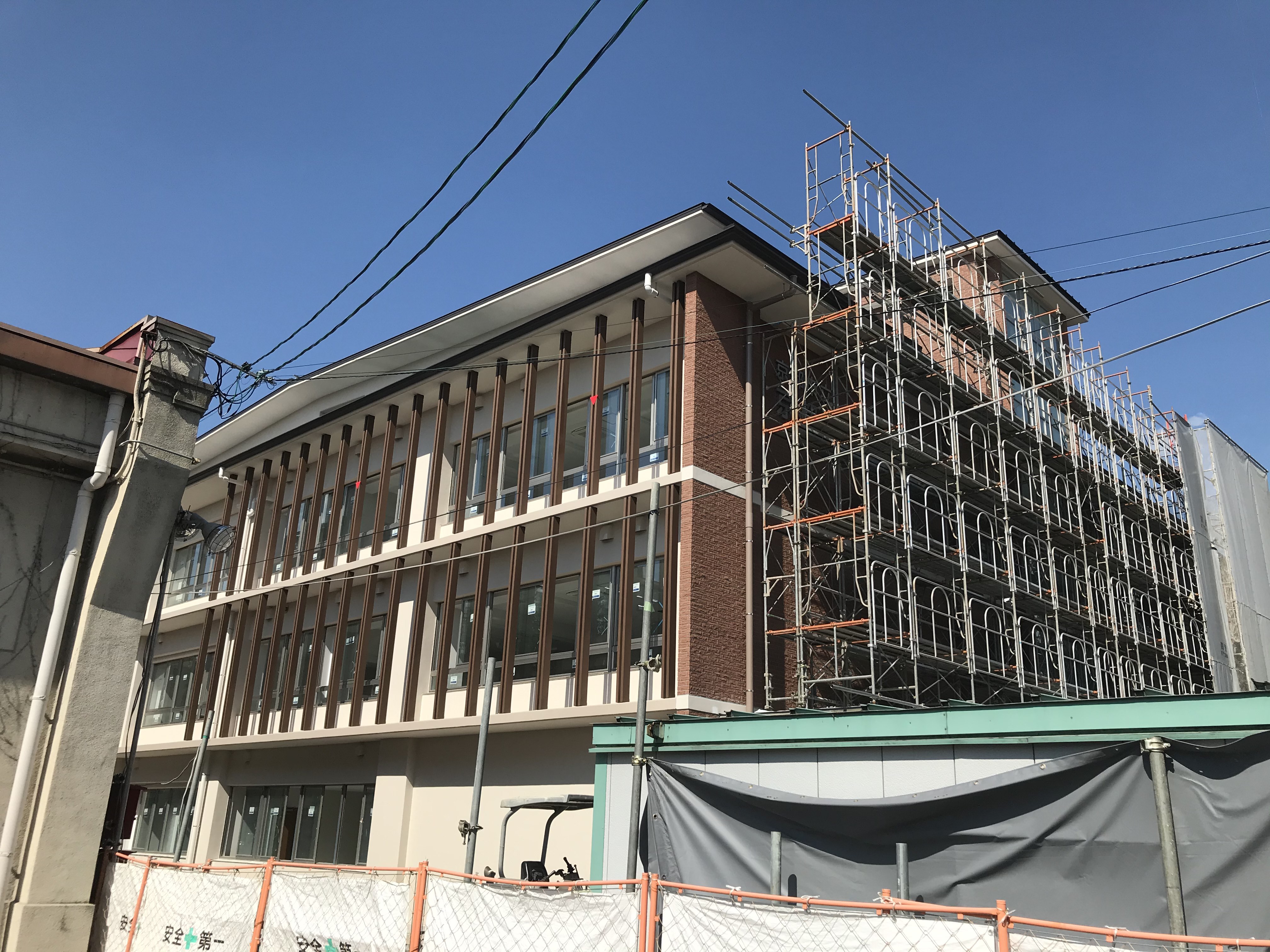 京都市教育委員会事務局 京都奏和高校校舎の工事が進んでいます
