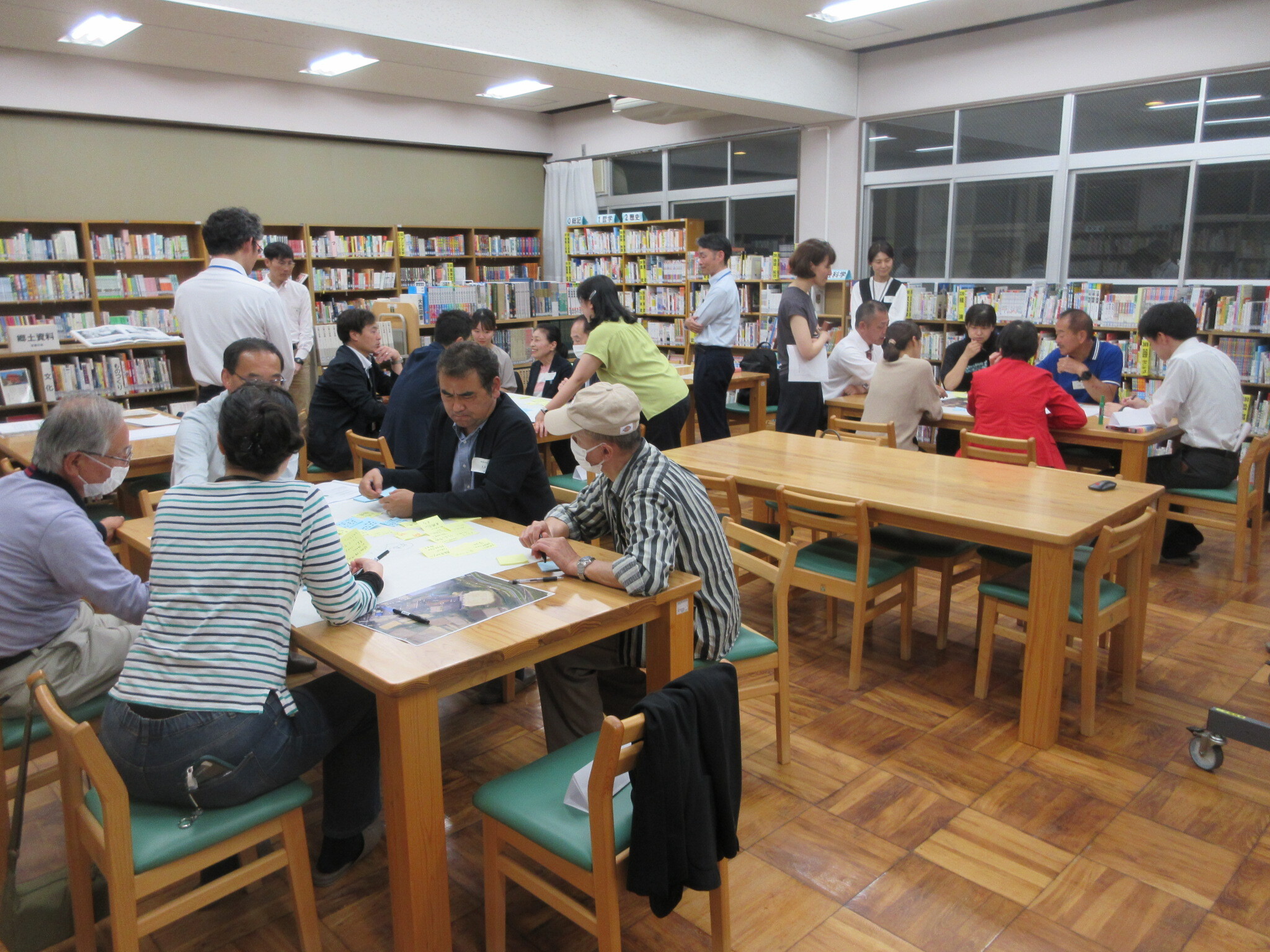 校舎等整備にかかるワークショップでは、地域や保護者の思いを伺い、過程を共有しました