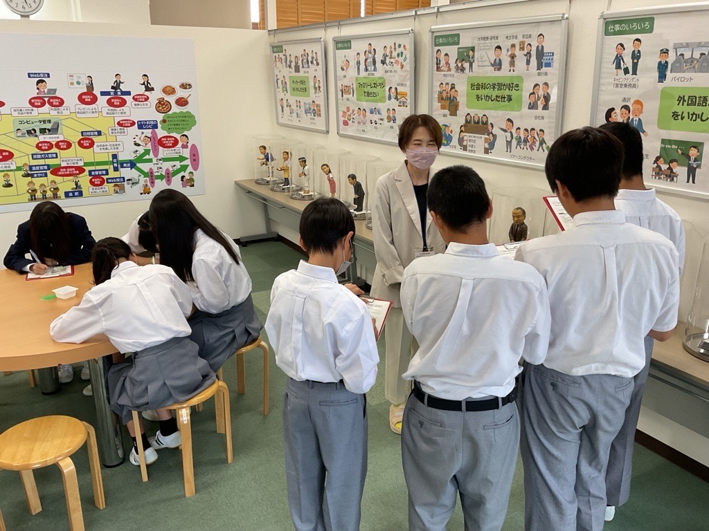 ガイダンスルームの様子