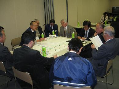 円卓会議の様子