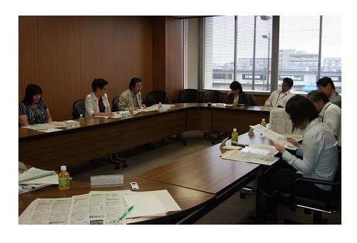 モニター会議の様子