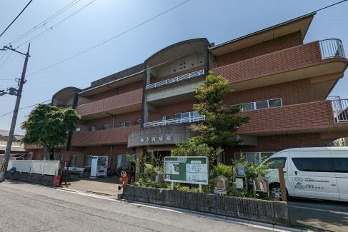 西寺育成苑（外観）