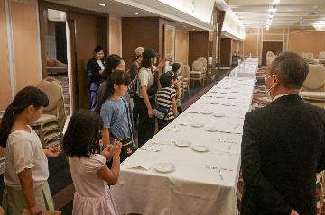 体験会後のホテル見学（宴会場）