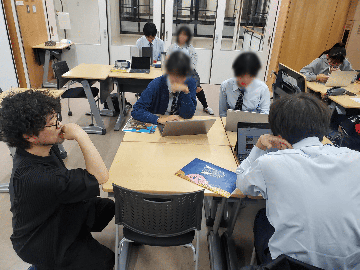 チームでの話し合いの様子（その2）
