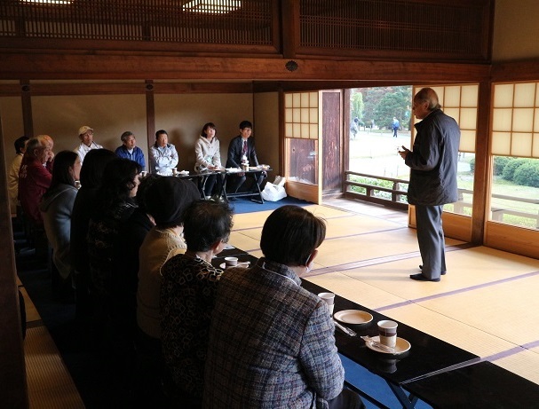 京都市中京区役所 くるり二条城まち歩き を開催しました