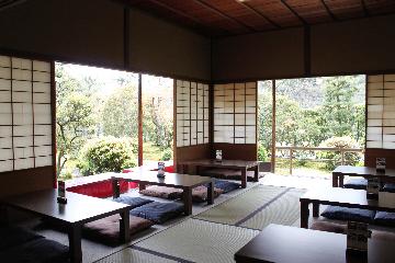 前田茶房
