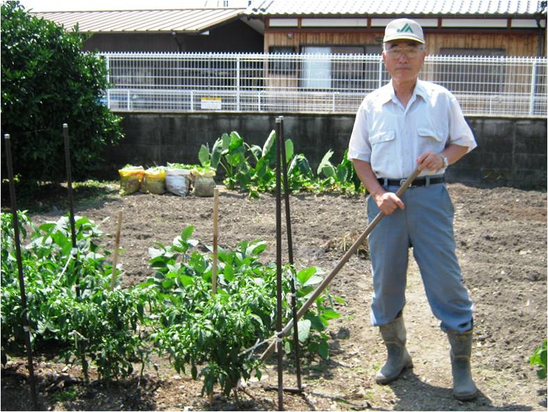 直売所開設者　宮本喜久夫さんの画像