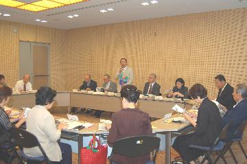キャンパスプラザ京都で行われた第1回委員会