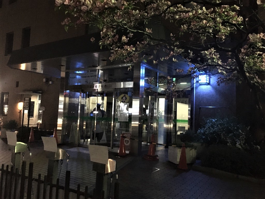 南側玄関