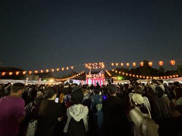 本願寺納涼盆踊りの様子