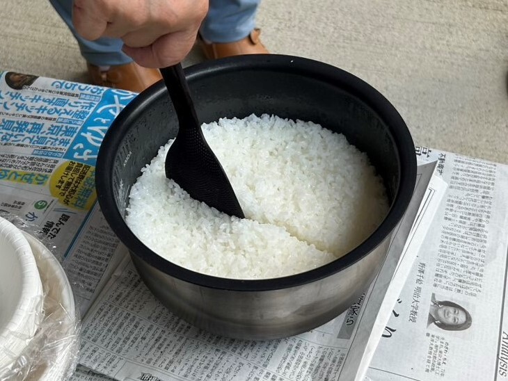炊きあがったごはん