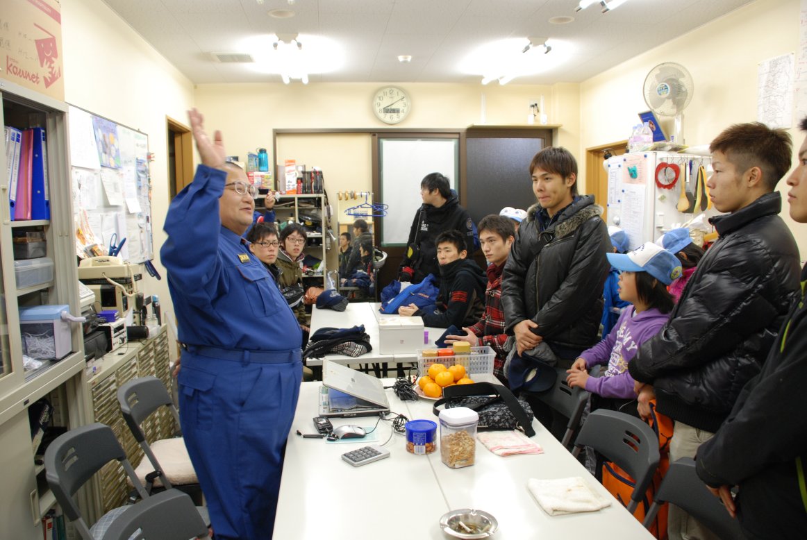 器具庫見学1