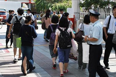 街頭広報