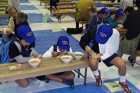豚汁試食