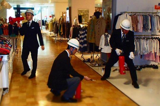 自衛消防隊の訓練