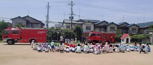 子ども消防士に変身