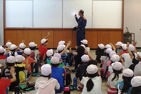 消防署見学小野小学校4年生の皆さん