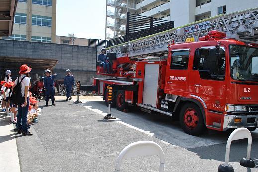 はしご自動車を見ました