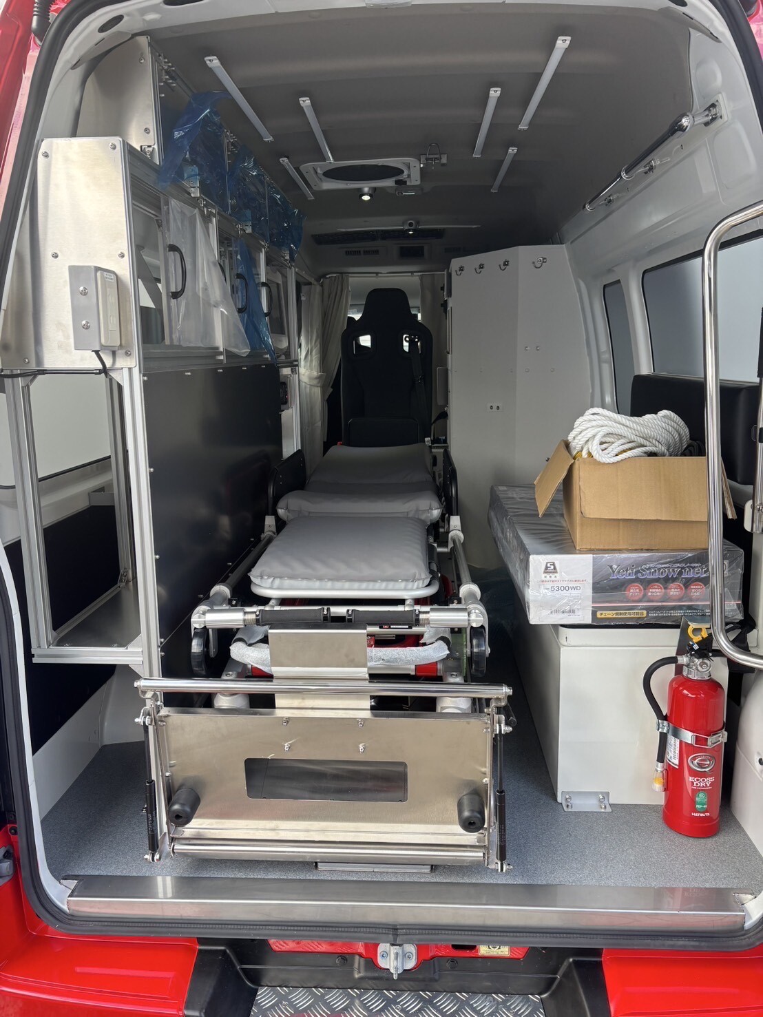 消防救急車の車内写真