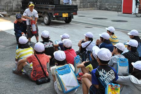 消火器の取扱いを学習