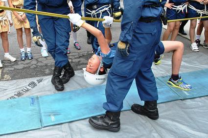 ロープ渡過訓練