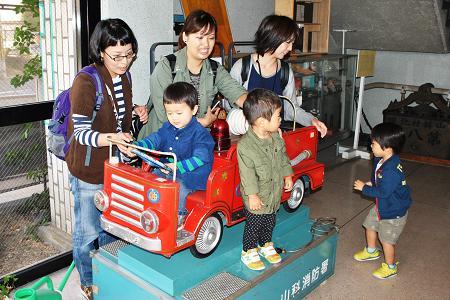 こども用消防車も大人気