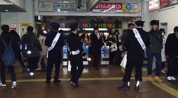 街頭広報