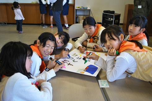 プラカード作成女子合同班