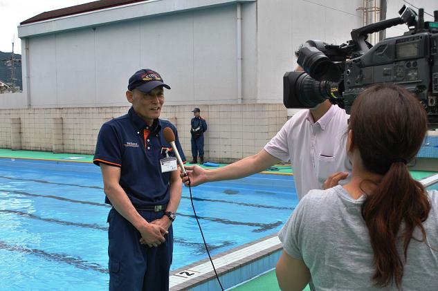 消防隊長がインタビューを受けました
