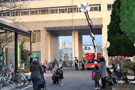 山科総合庁舎前街頭広報