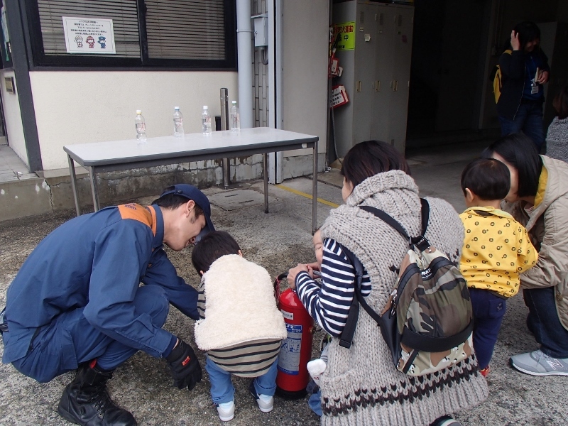 皆で消火訓練開始