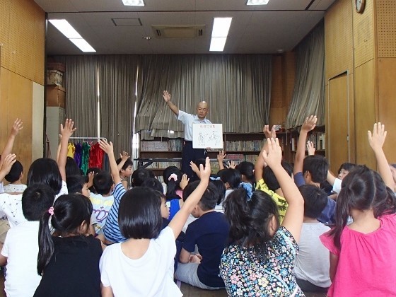 最後は質問タイム！みんな元気に手を上げました