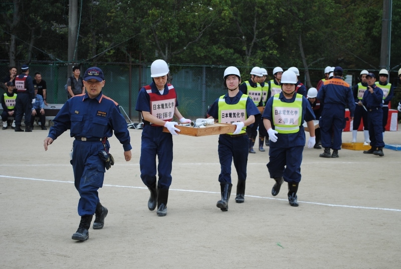 2号消火栓ホース搬入
