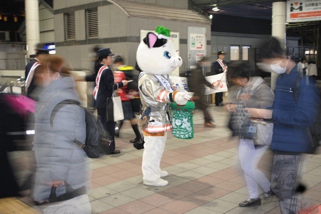 JR山科駅前