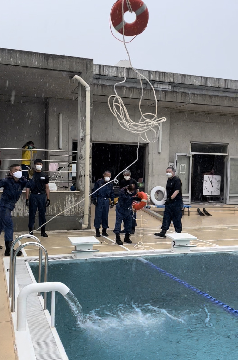 浮環投擲訓練のようす