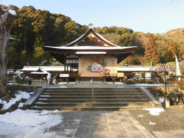 雪の松尾大社