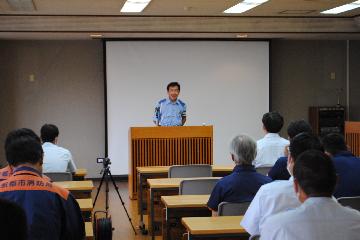 講演